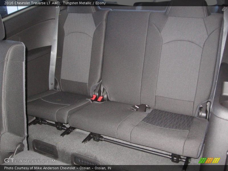 Tungsten Metallic / Ebony 2016 Chevrolet Traverse LT AWD