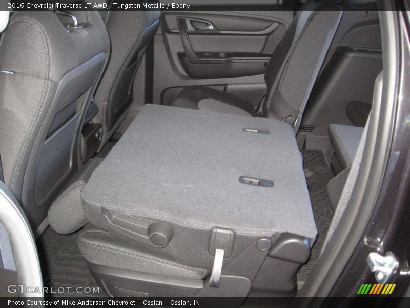 Tungsten Metallic / Ebony 2016 Chevrolet Traverse LT AWD