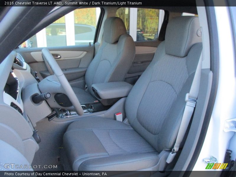 Summit White / Dark Titanium/Light Titanium 2016 Chevrolet Traverse LT AWD