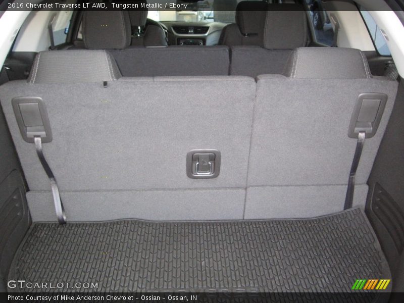 Tungsten Metallic / Ebony 2016 Chevrolet Traverse LT AWD