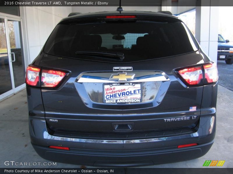 Tungsten Metallic / Ebony 2016 Chevrolet Traverse LT AWD