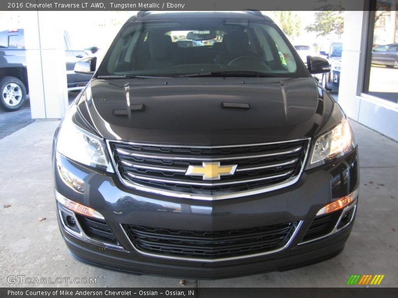 Tungsten Metallic / Ebony 2016 Chevrolet Traverse LT AWD