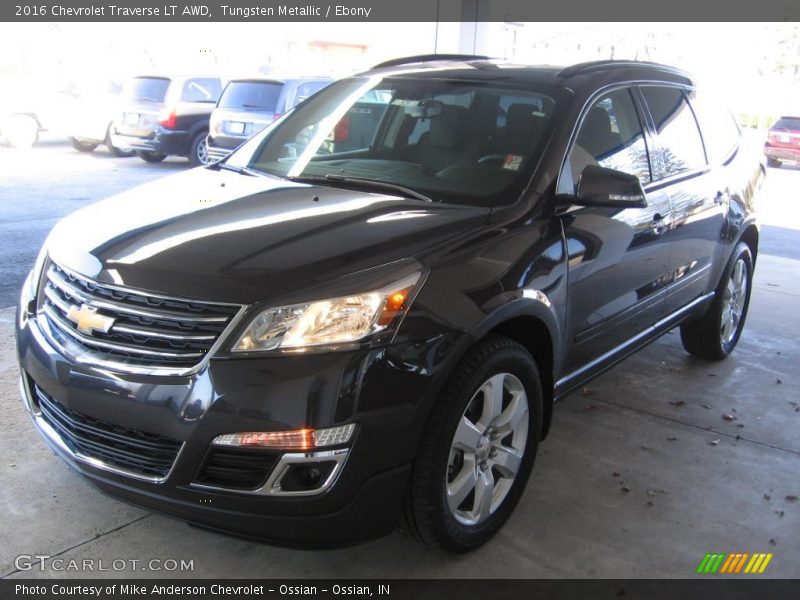 Tungsten Metallic / Ebony 2016 Chevrolet Traverse LT AWD