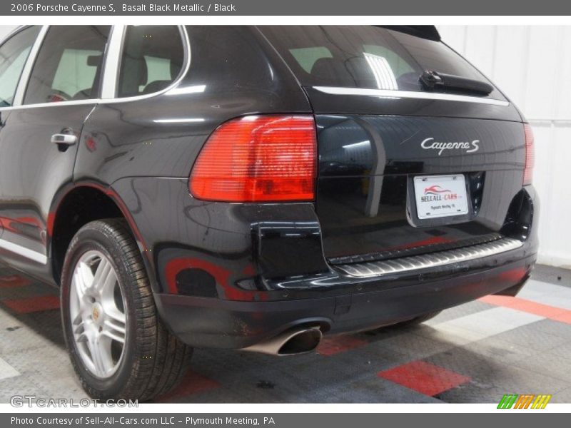 Basalt Black Metallic / Black 2006 Porsche Cayenne S