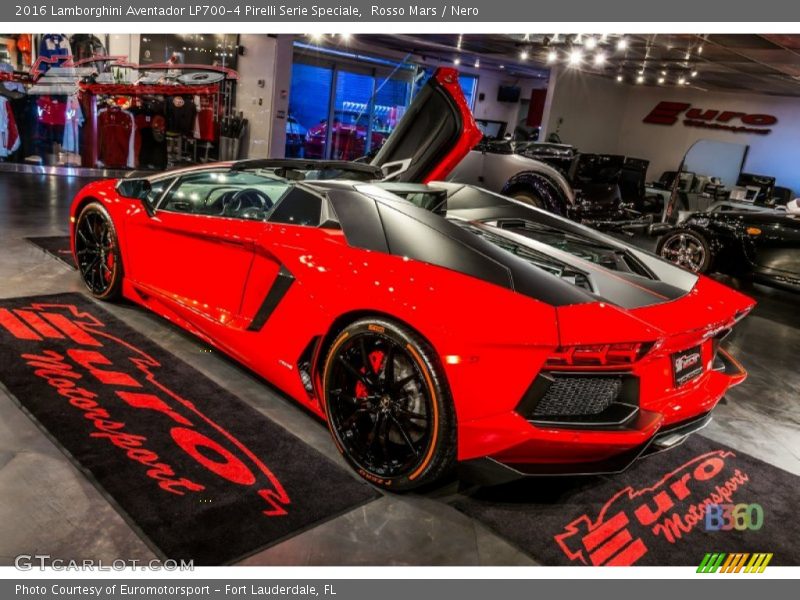 Rosso Mars / Nero 2016 Lamborghini Aventador LP700-4 Pirelli Serie Speciale