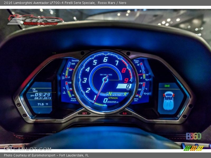 Rosso Mars / Nero 2016 Lamborghini Aventador LP700-4 Pirelli Serie Speciale