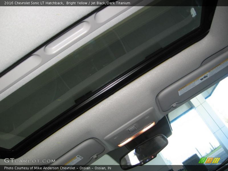 Bright Yellow / Jet Black/Dark Titanium 2016 Chevrolet Sonic LT Hatchback