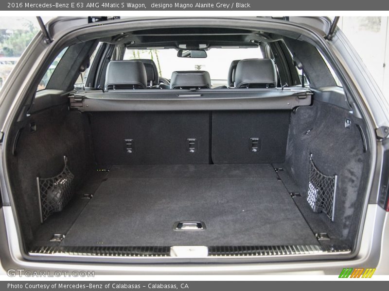  2016 E 63 AMG 4Matic S Wagon Trunk