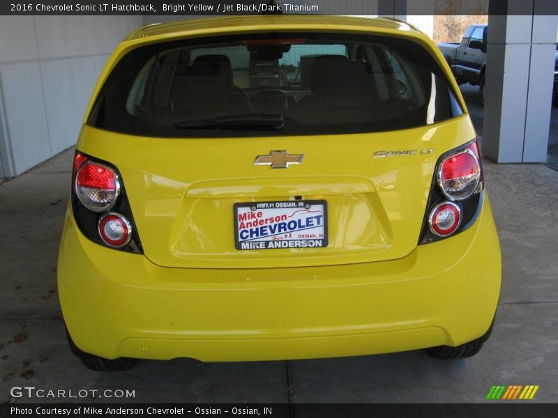 Bright Yellow / Jet Black/Dark Titanium 2016 Chevrolet Sonic LT Hatchback