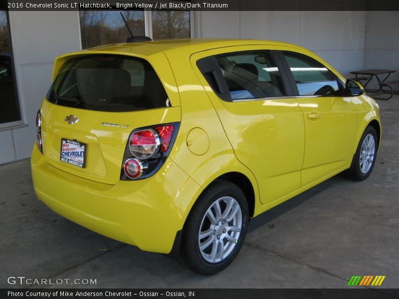 Bright Yellow / Jet Black/Dark Titanium 2016 Chevrolet Sonic LT Hatchback