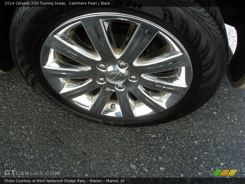 Cashmere Pearl / Black 2014 Chrysler 200 Touring Sedan