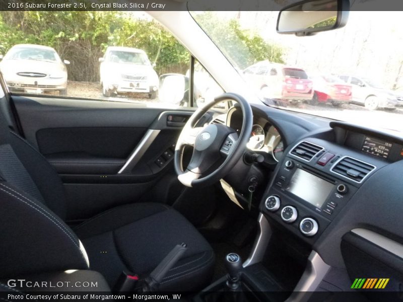 Crystal Black Silica / Gray 2016 Subaru Forester 2.5i