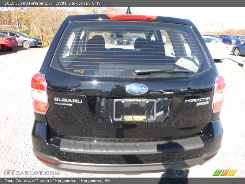 Crystal Black Silica / Gray 2016 Subaru Forester 2.5i