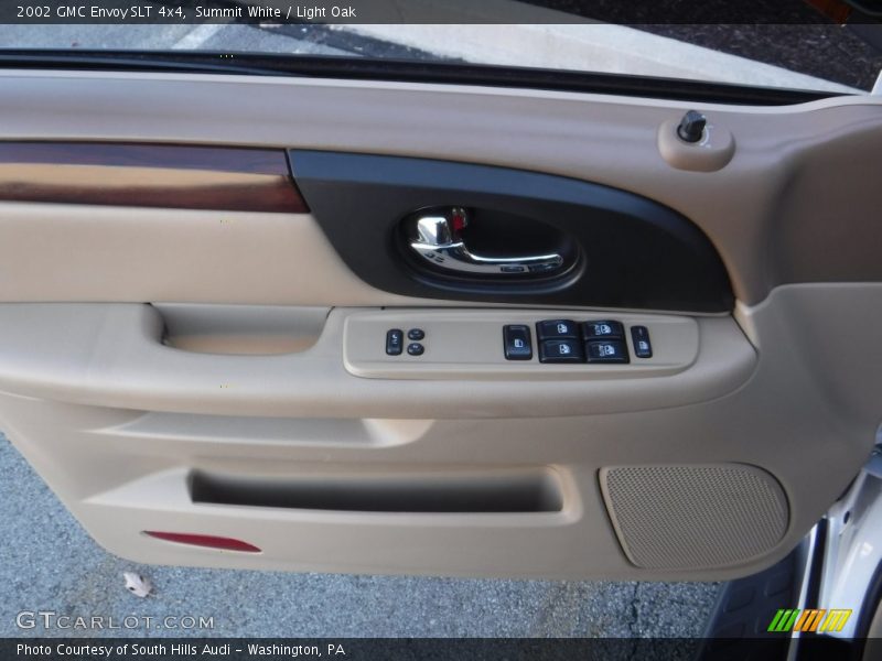 Summit White / Light Oak 2002 GMC Envoy SLT 4x4