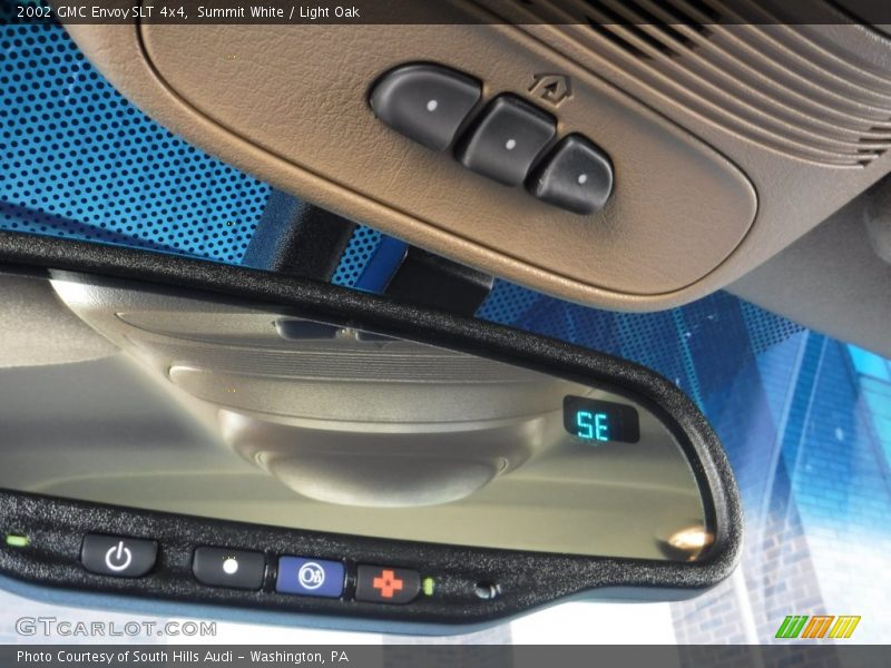 Summit White / Light Oak 2002 GMC Envoy SLT 4x4