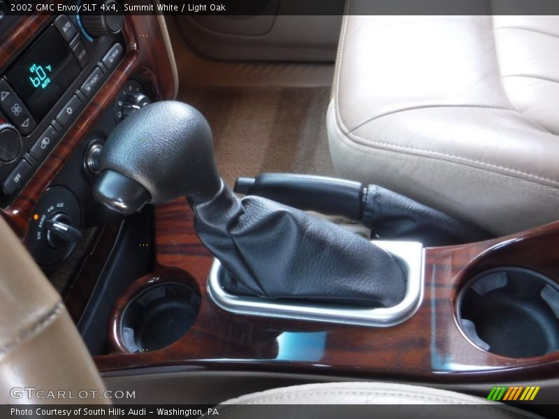 Summit White / Light Oak 2002 GMC Envoy SLT 4x4