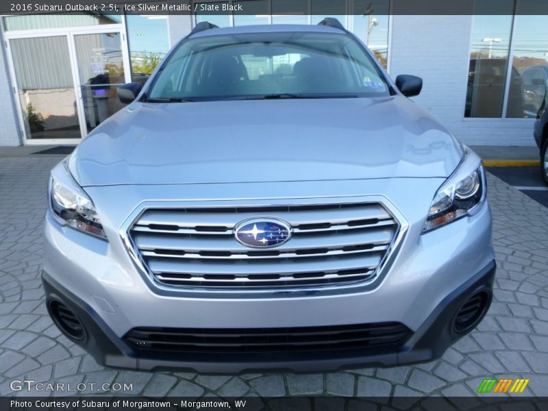 Ice Silver Metallic / Slate Black 2016 Subaru Outback 2.5i