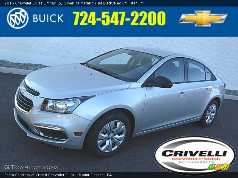 Silver Ice Metallic / Jet Black/Medium Titanium 2016 Chevrolet Cruze Limited LS
