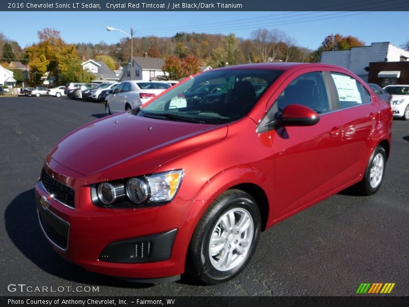 Front 3/4 View of 2016 Sonic LT Sedan