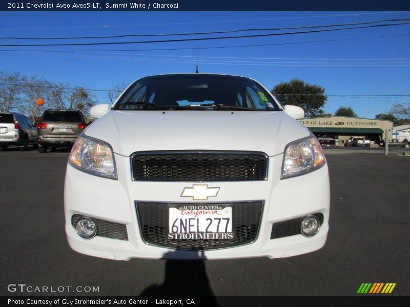 Summit White / Charcoal 2011 Chevrolet Aveo Aveo5 LT