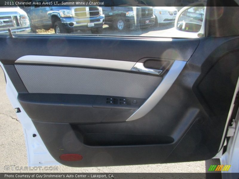 Summit White / Charcoal 2011 Chevrolet Aveo Aveo5 LT