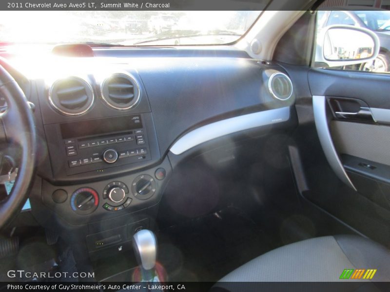 Summit White / Charcoal 2011 Chevrolet Aveo Aveo5 LT