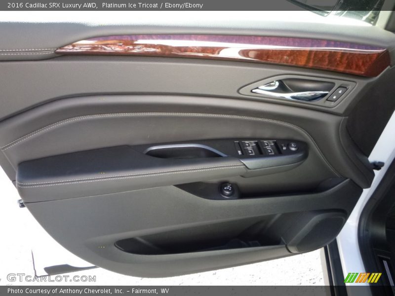 Platinum Ice Tricoat / Ebony/Ebony 2016 Cadillac SRX Luxury AWD
