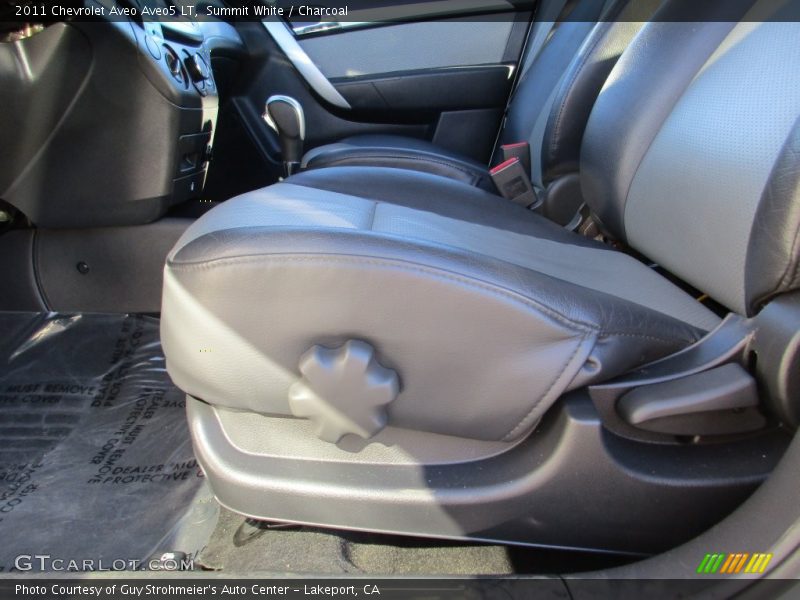 Summit White / Charcoal 2011 Chevrolet Aveo Aveo5 LT