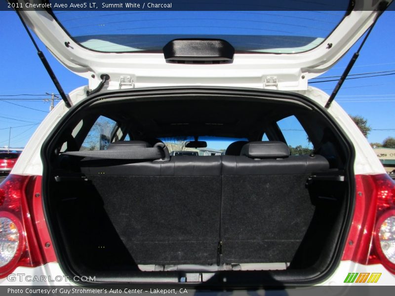 Summit White / Charcoal 2011 Chevrolet Aveo Aveo5 LT
