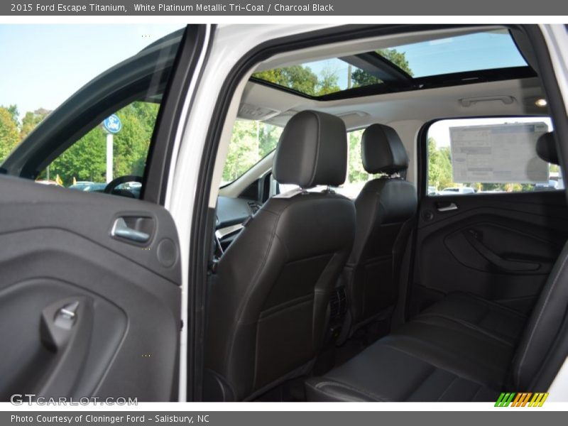 White Platinum Metallic Tri-Coat / Charcoal Black 2015 Ford Escape Titanium