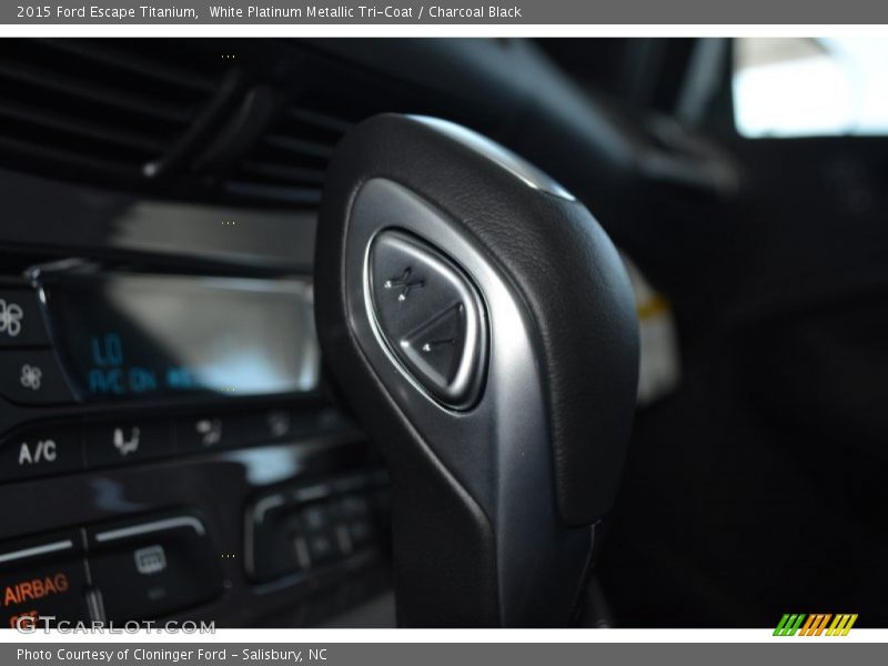 White Platinum Metallic Tri-Coat / Charcoal Black 2015 Ford Escape Titanium