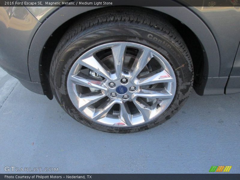 Magnetic Metallic / Medium Light Stone 2016 Ford Escape SE