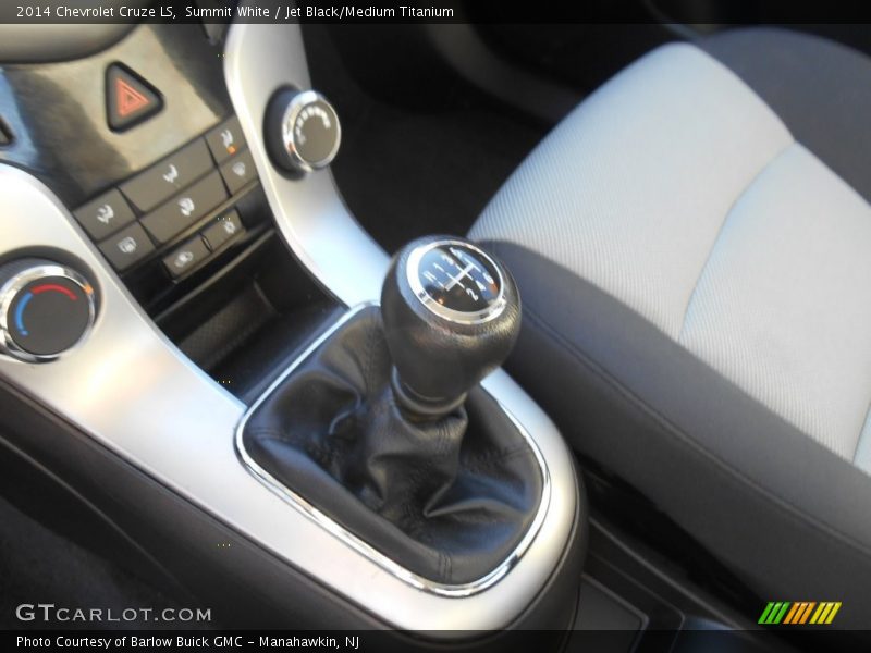 Summit White / Jet Black/Medium Titanium 2014 Chevrolet Cruze LS
