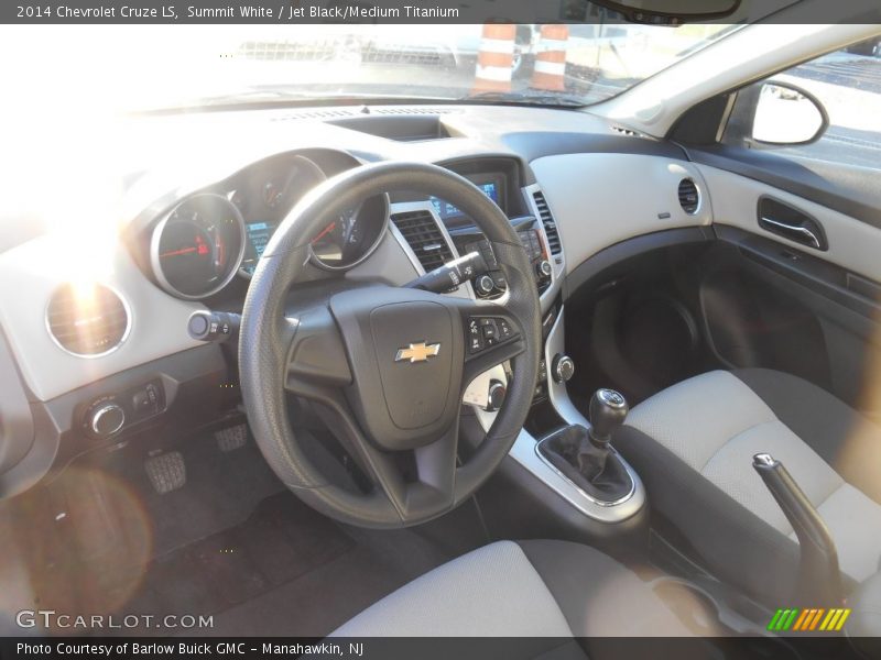 Summit White / Jet Black/Medium Titanium 2014 Chevrolet Cruze LS