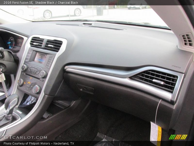 Shadow Black / Charcoal Black 2016 Ford Fusion SE