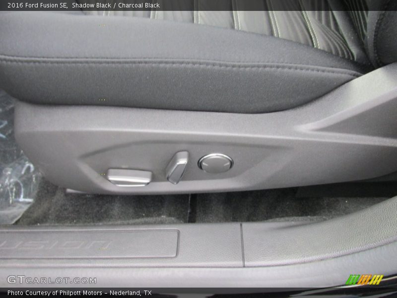 Shadow Black / Charcoal Black 2016 Ford Fusion SE