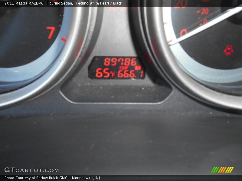 Techno White Pearl / Black 2011 Mazda MAZDA6 i Touring Sedan