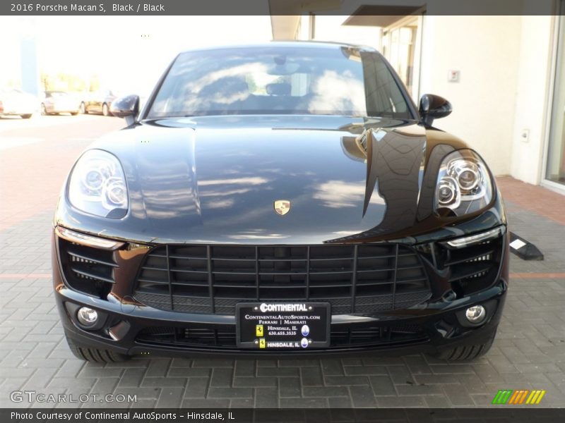 Black / Black 2016 Porsche Macan S