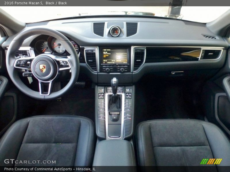 Black / Black 2016 Porsche Macan S