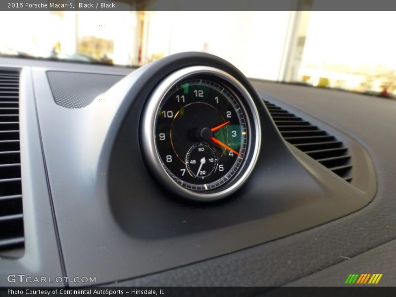 Black / Black 2016 Porsche Macan S