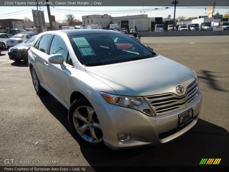 Classic Silver Metallic / Gray 2010 Toyota Venza V6 AWD