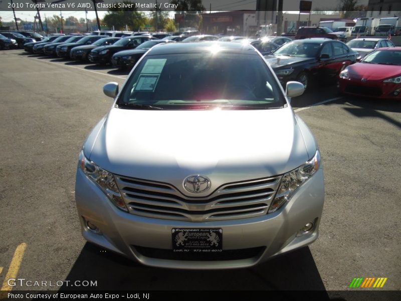 Classic Silver Metallic / Gray 2010 Toyota Venza V6 AWD