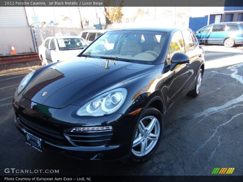 Jet Black Metallic / Luxor Beige 2011 Porsche Cayenne