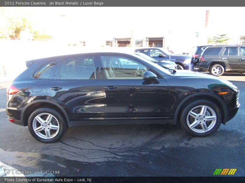 Jet Black Metallic / Luxor Beige 2011 Porsche Cayenne