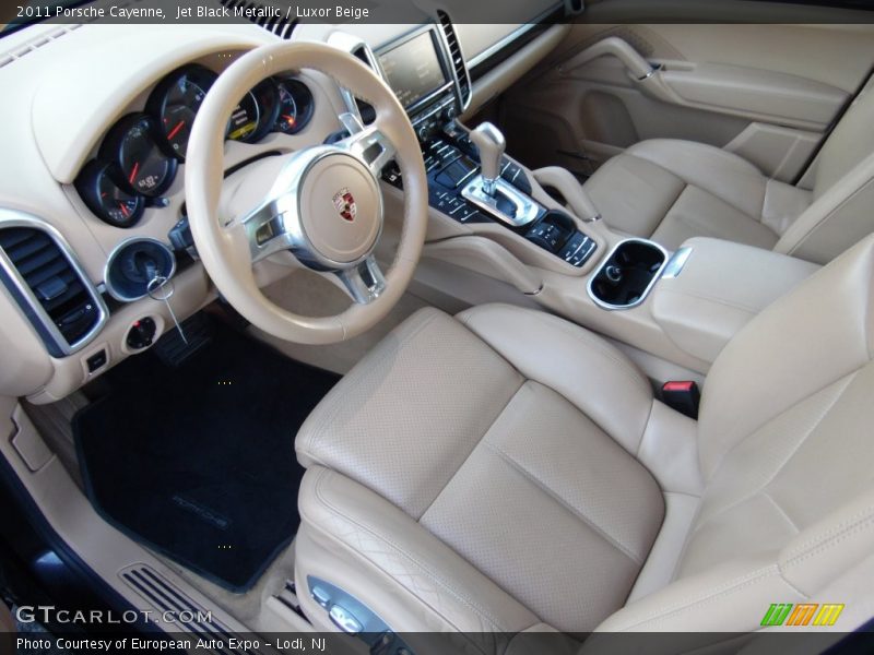 Jet Black Metallic / Luxor Beige 2011 Porsche Cayenne