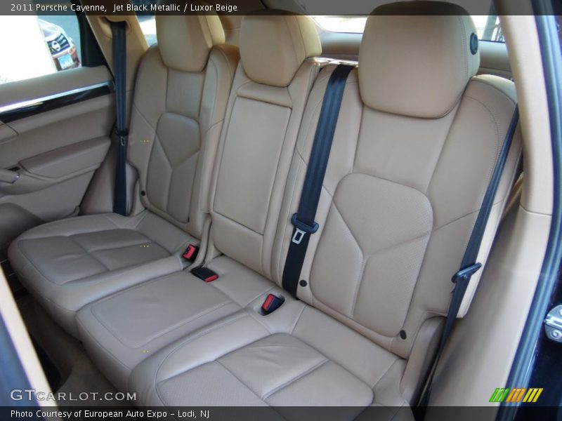Jet Black Metallic / Luxor Beige 2011 Porsche Cayenne