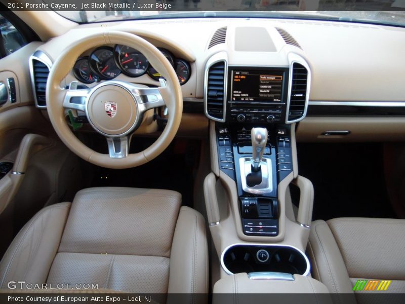 Jet Black Metallic / Luxor Beige 2011 Porsche Cayenne