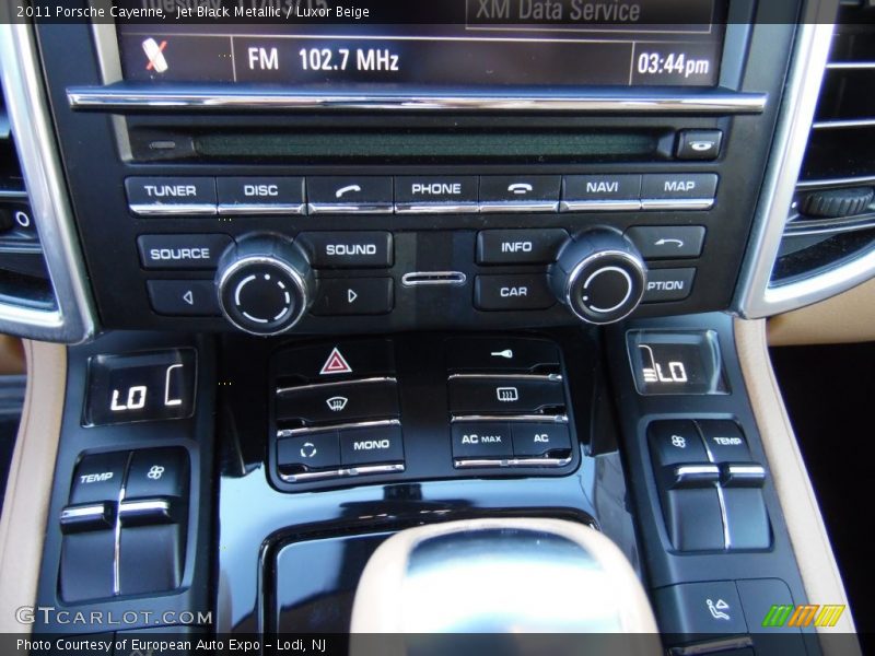 Jet Black Metallic / Luxor Beige 2011 Porsche Cayenne