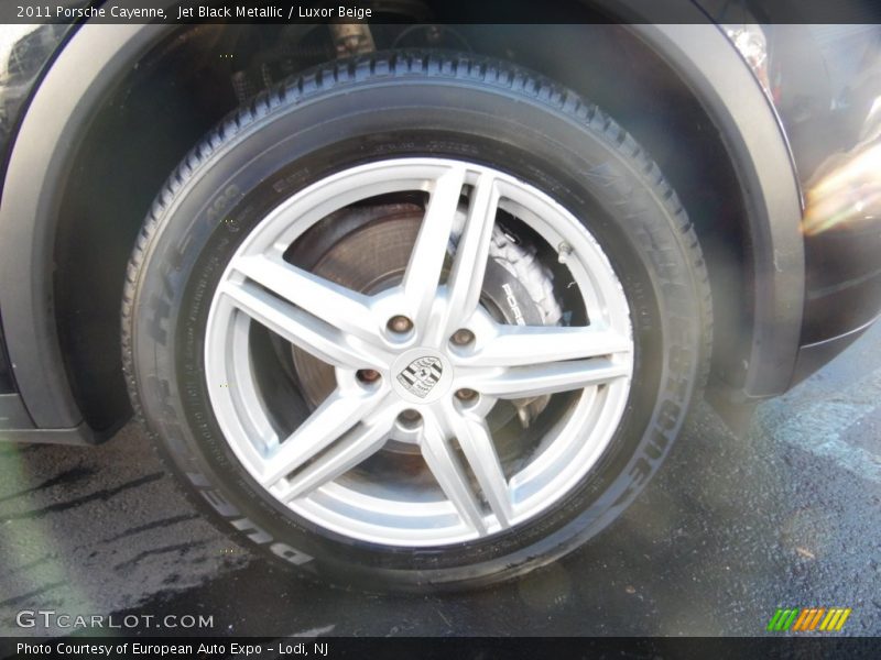 Jet Black Metallic / Luxor Beige 2011 Porsche Cayenne