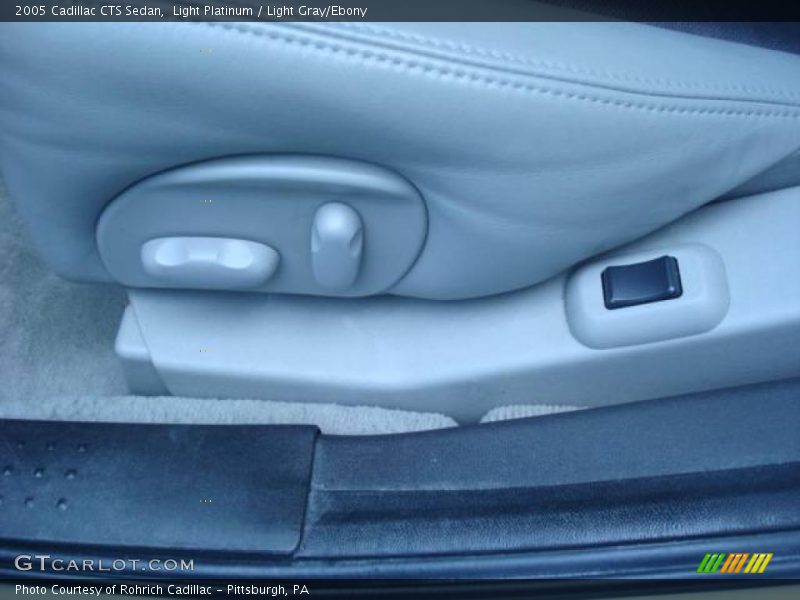Light Platinum / Light Gray/Ebony 2005 Cadillac CTS Sedan